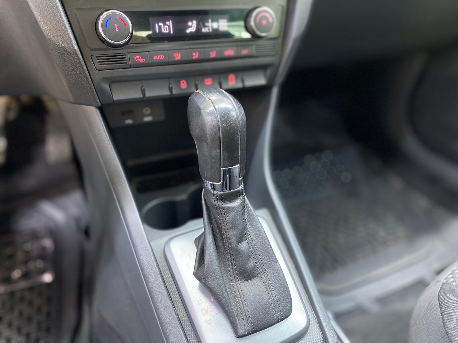 SEAT TOLEDO 8